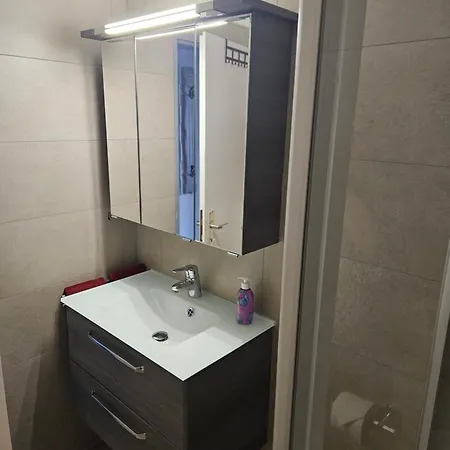 Wiese Apartment